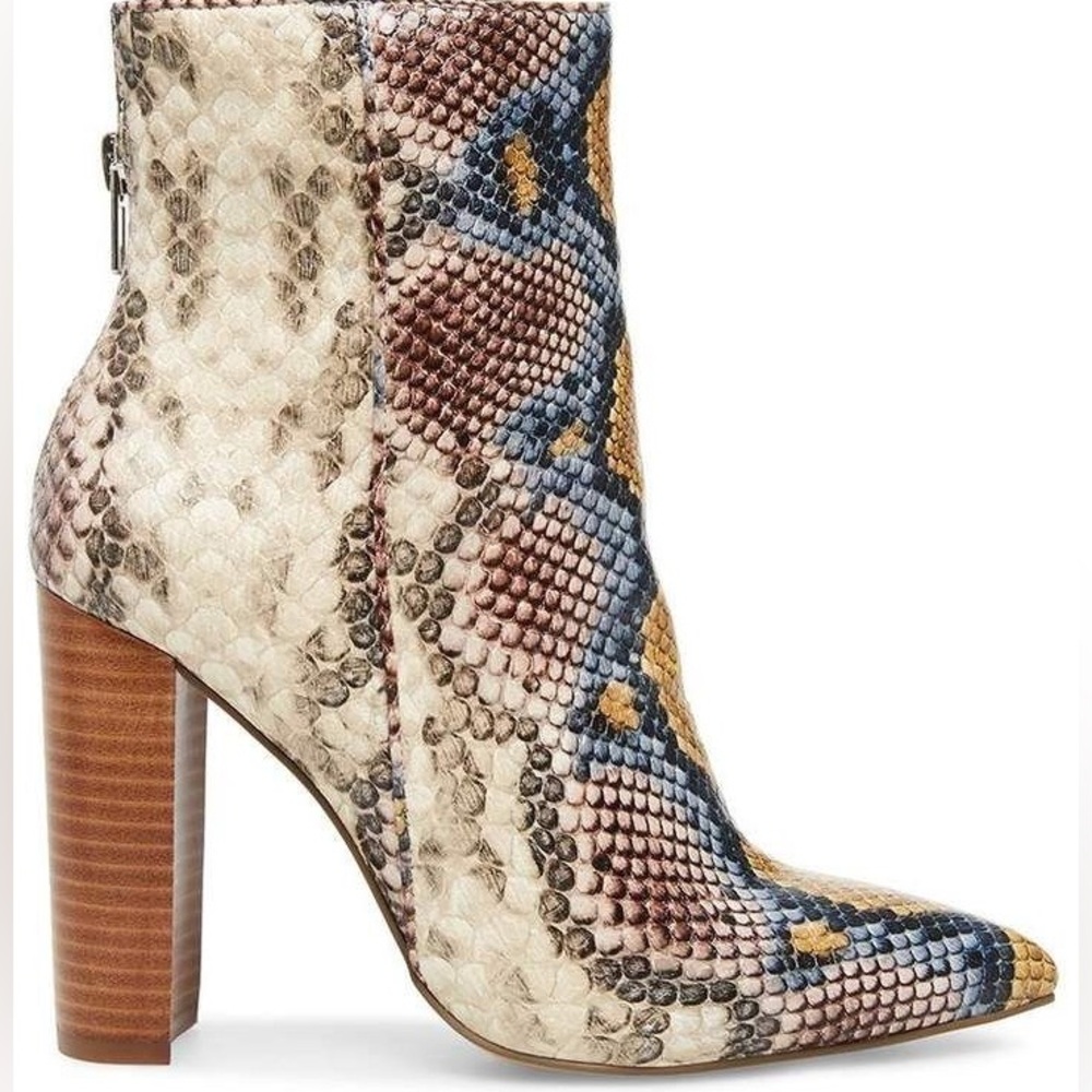 steve madden snake boots